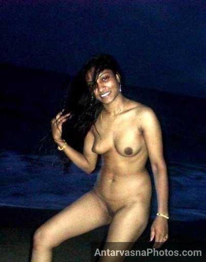 Mallu Sex Photos Bhabhi Beach Par Nude Hui Pati Ke Lie