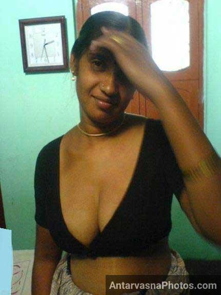 Kamwali Sex Photos Me Sexy Aunty Ne Model Ki Tarah Nude