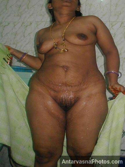 Nude Chut Me Indian Village Aunty Ki Bath Wali Leaked Photos Enjoy Kare