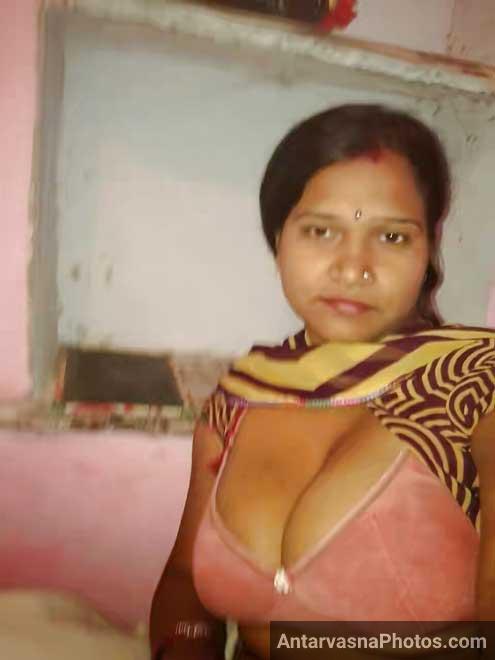 Desi housewife bhabhi aur aunties ke hot Indian sex photos