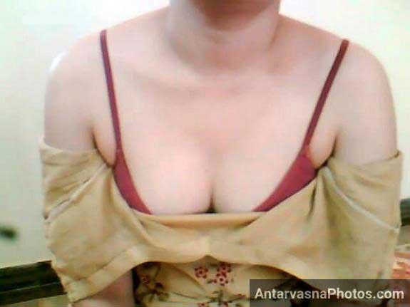 Pakistani Bhabhi Muskan Ke Tight Boobs Red Bra Ke Andar Antarvasna Indian Sex Photos