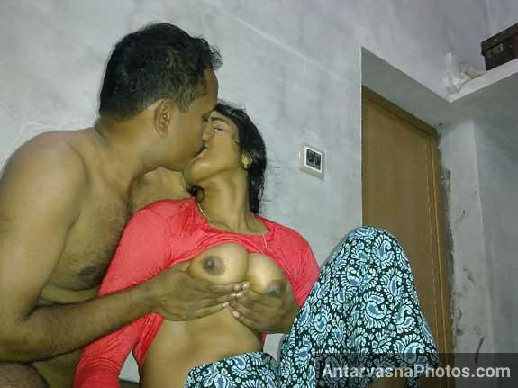 Mala Ke Sexy Desi Doodh Dabaye Aur Uska Raspaan Kiya Bhai Ne Antarvasna Indian Sex Photos