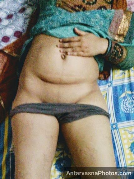 Bhabhi Ne Apni Panty Ko Niche Kar Diya Antarvasna Indian Sex Photos