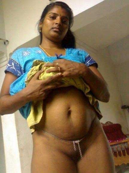 431px x 575px - Desi Indian aunty ki nude chut ke photos ka maza le